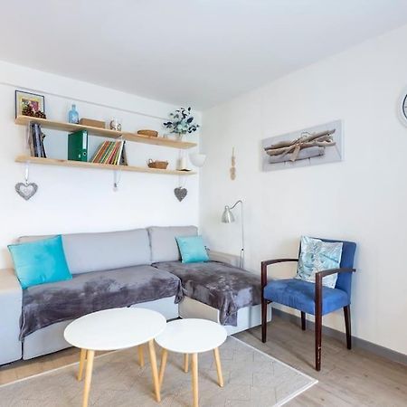 Chez Laurence - Elegant Appartement Climatise Avec Wifi Et Parking La Grande-Motte Esterno foto