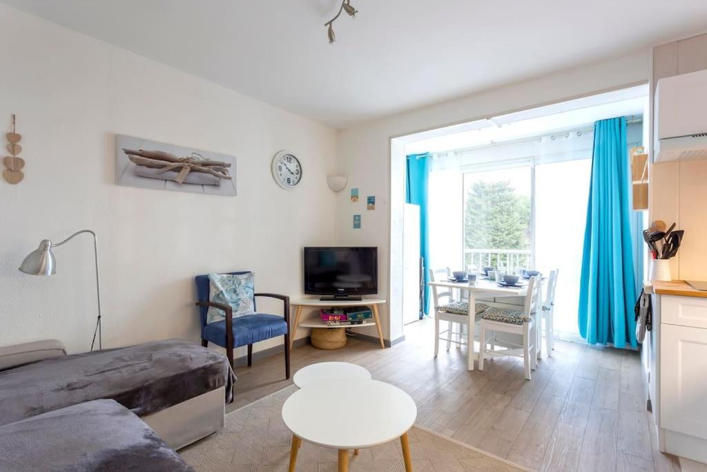 Chez Laurence - Elegant Appartement Climatise Avec Wifi Et Parking La Grande-Motte Esterno foto